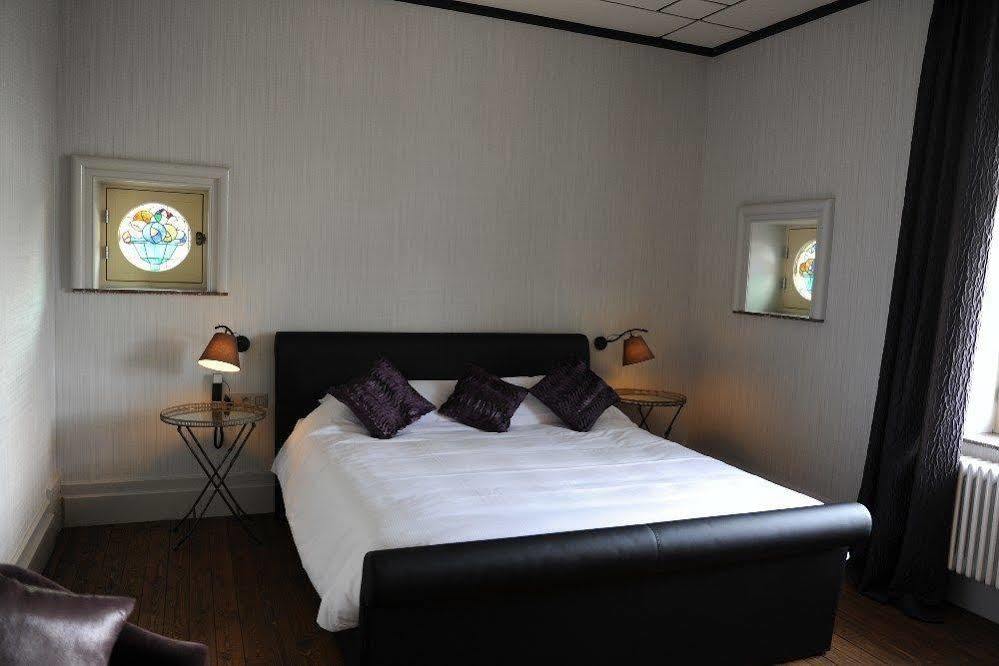 Charmehotel Saporis Hotel 3*